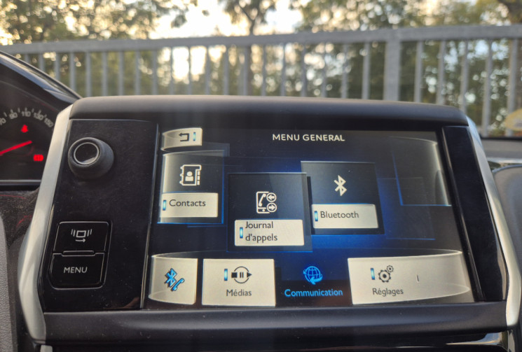 Peugeot 208 1.4 hdi Envy