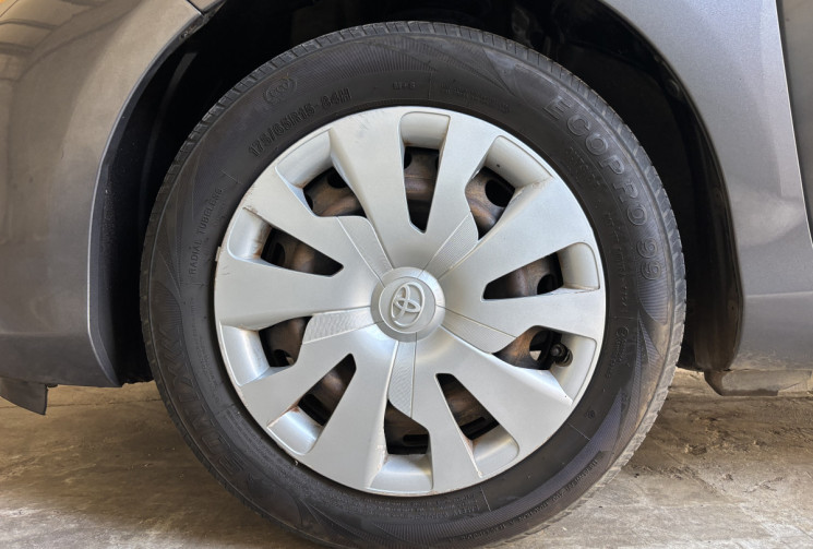 Toyota Yaris 1.5 HSD 100 DYNAMIC ( BOITE AUTO)