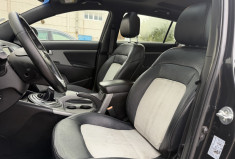 Kia Sportage 1.7 CRDi 115 Active * Suréquipé / Cuir alcantara / Toit ouvrant / Caméra