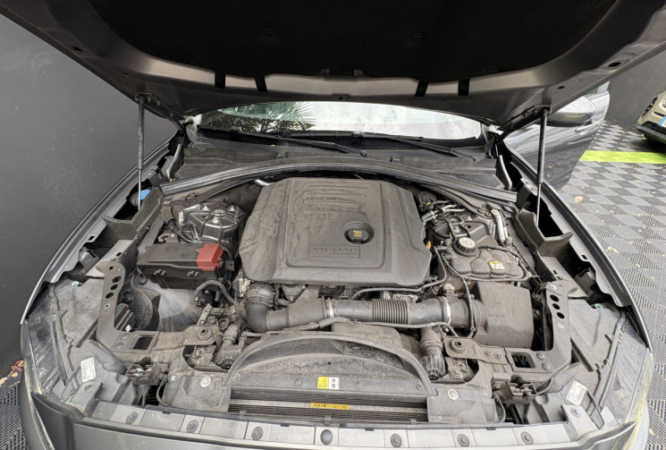 Jaguar F-Pace 20d 2.0D AWD 180cv R-DYNAMIC