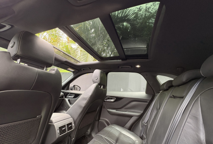 Jaguar F-Pace 20d 2.0D AWD 180cv R-DYNAMIC