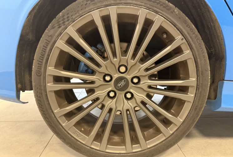 Ford Focus Phase 2 RS 2.3 Ti-VCT 350 / SUIVI ENTRETIEN FORD / PREMIERE MAIN FRANCAISE / BACQUET 