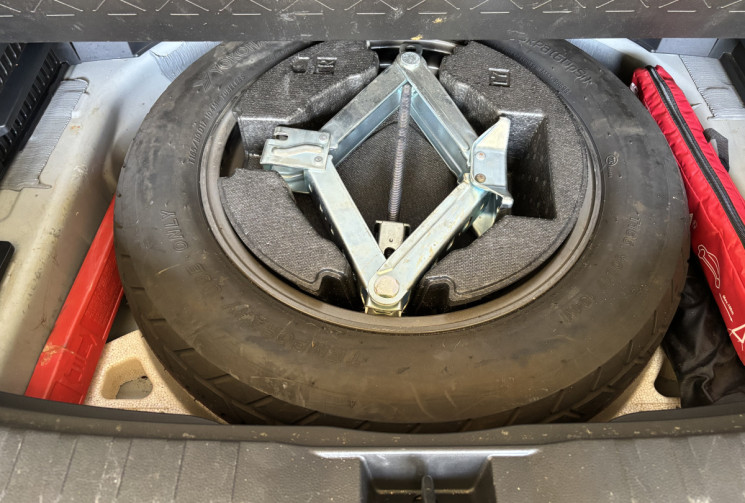 Toyota RAV4 2.5 Hybride 2WD 218 LOUNGE (BOITE AUTO)