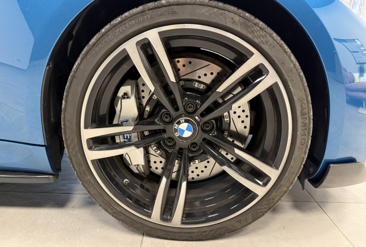 BMW M2 COUPE M Sport 370 ch DKG9 - PACK CARBON - HARMAN KARDON - Suivie complet