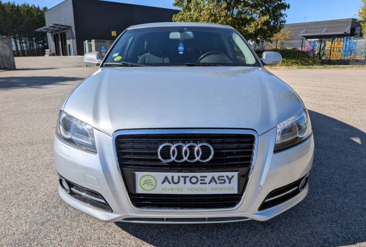 Audi A3  1.6 TDI 105 AMBIENTE DPF