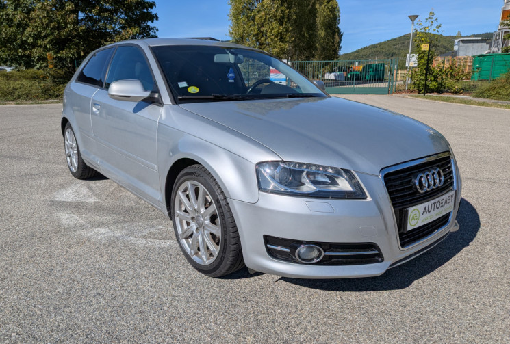Audi A3  1.6 TDI 105 AMBIENTE DPF