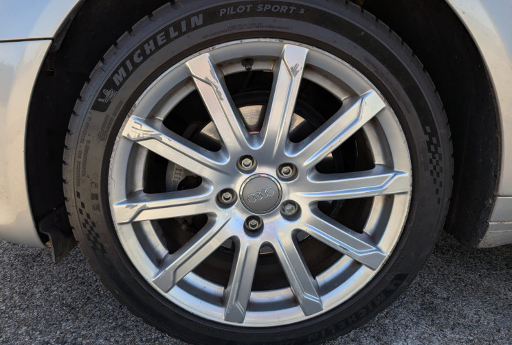 Audi A3  1.6 TDI 105 AMBIENTE DPF