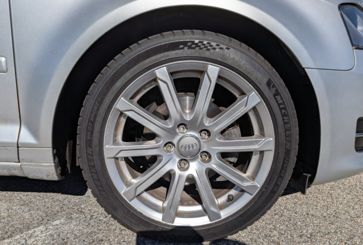 Audi A3  1.6 TDI 105 AMBIENTE DPF
