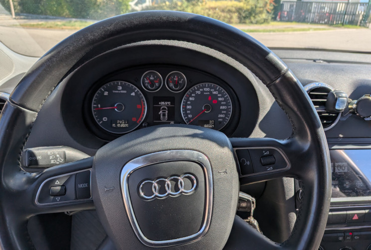 Audi A3  1.6 TDI 105 DESIGN EDITION