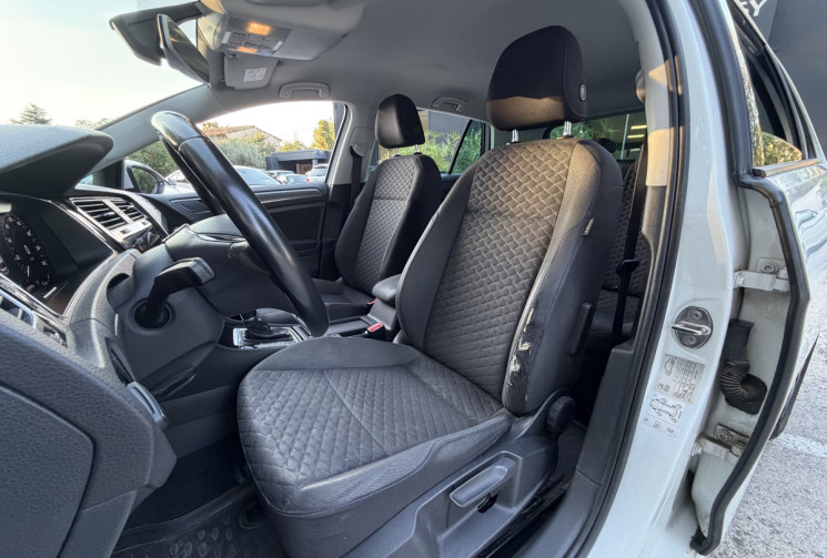 Volkswagen Golf 1.0 TSI 115 Connect DSG7 / Distribution OK / Carplay / Cockpit / Caméra / Keyless