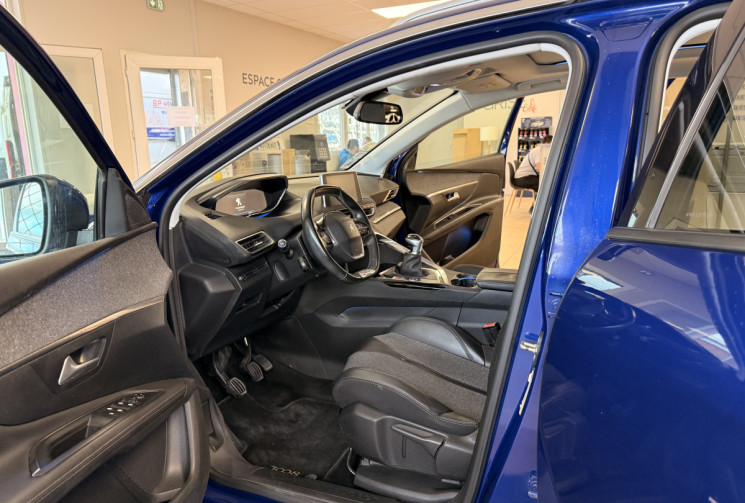 Peugeot 3008 1.6 BLUEHDI 120 ALLURE / KIT DISTIBUTION NEUF 