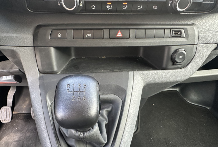 Peugeot Expert 2.0 BlueHDI 122 cv * L2H1 * Radars AV AR * Carplay * TVA récupérable* Serrures