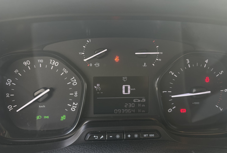 Peugeot Expert 2.0 BlueHDI 122 cv * L2H1 * Radars AV AR * Carplay * TVA récupérable* Serrures