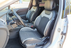 Citroën DS4 1.6 HDI 115 CH - SO CHIC - Distrib faite - Clim Auto - Radars - Bluetooth