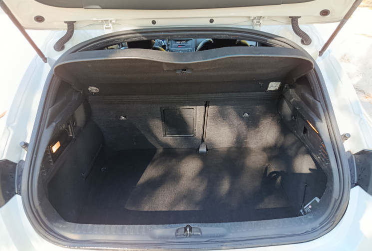 Citroën DS4 1.6 HDI 115 CH - SO CHIC - Distrib faite - Clim Auto - Radars - Bluetooth