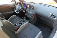 Citroën DS4 1.6 HDI 115 CH - SO CHIC - Distrib faite - Clim Auto - Radars - Bluetooth