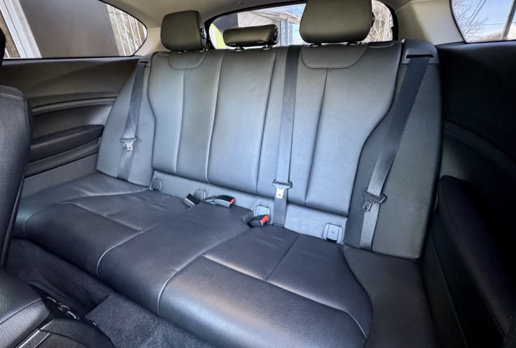 BMW Série 1 125i F21 LCI 218 ch Urban Chic BVA8 / Volant M Sport / Camera / Entretien BMW / 125
