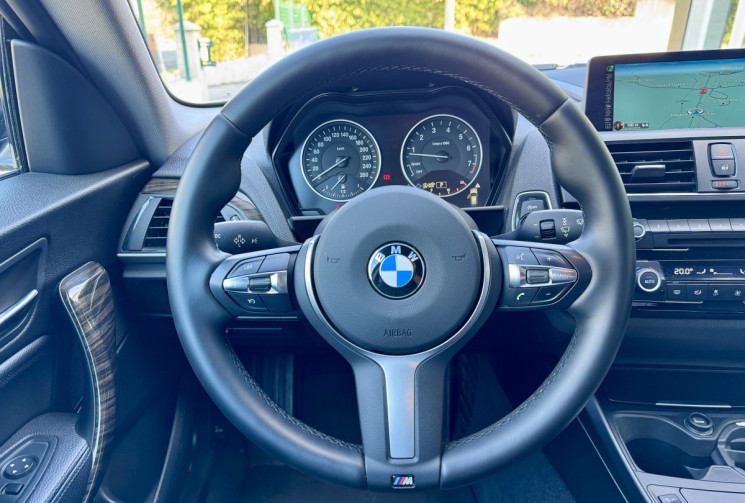 BMW Série 1 125i F21 LCI 218 ch Urban Chic BVA8 / Volant M Sport / Camera / Entretien BMW / 125