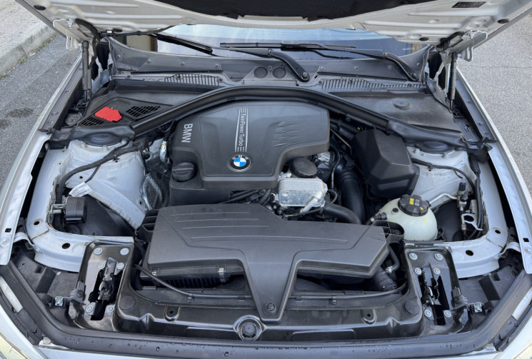 BMW Série 1 125i F21 LCI 218 ch Urban Chic BVA8 / Volant M Sport / Camera / Entretien BMW / 125