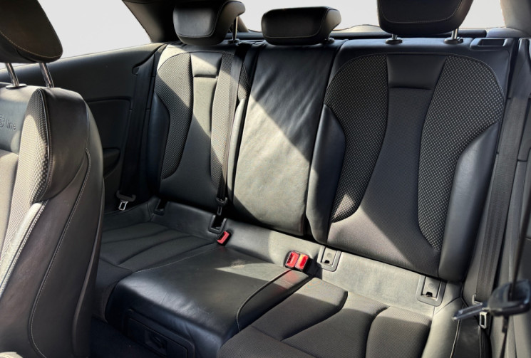 Audi A3 1.6 TDI S LINE