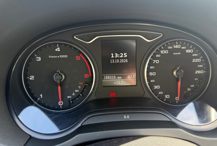 Audi A3 1.6 TDI S LINE