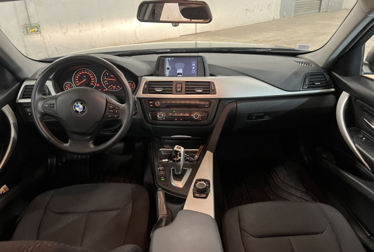 BMW Série 3 F30 - 320i Lounge 184 Très bel état / Suivi rigoureux BMW / Clim auto / Radar AR