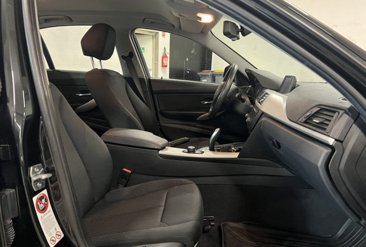 BMW Série 3 F30 - 320i Lounge 184 Très bel état / Suivi rigoureux BMW / Clim auto / Radar AR
