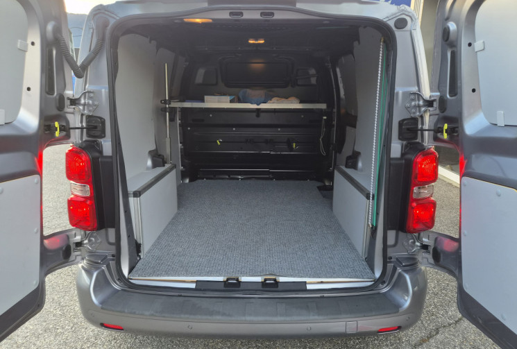 Peugeot Expert III Compact 2.0 Blue HDi 16V EAT8 S&S 145 cv Boîte auto TVA Recuperable