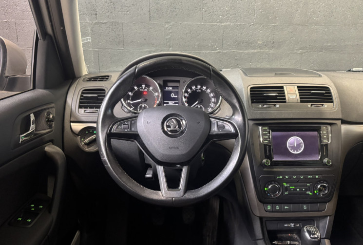 Skoda YETI 1.4 TSI 150cv 4x4 DRIVE 2017 / CARPLAY / CAMÉRA DE RECUL