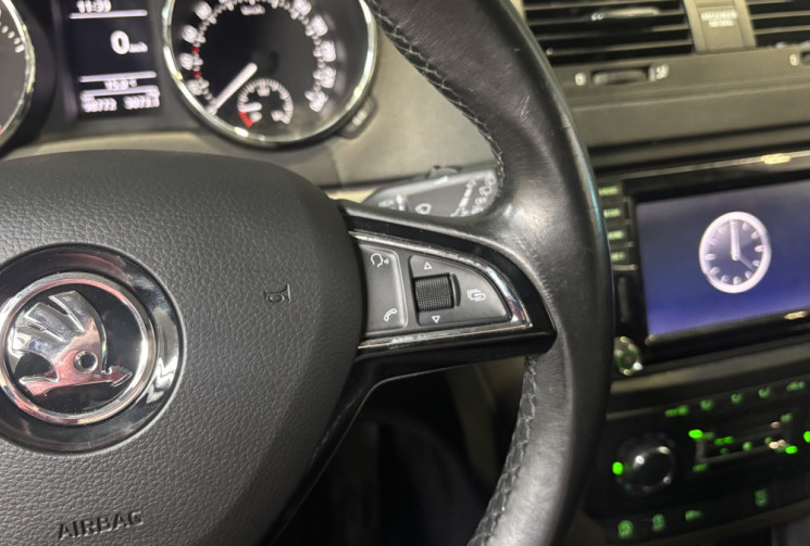 Skoda YETI 1.4 TSI 150cv 4x4 DRIVE 2017 / CARPLAY / CAMÉRA DE RECUL
