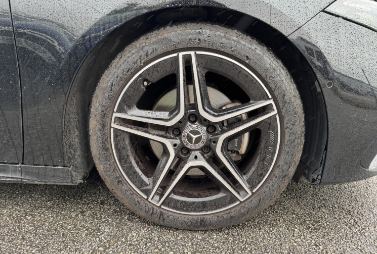 Mercedes CLASSE A BERLINE 180 D 116 CV AMG LINE 8G-DCT + TOIT OUVRANT 