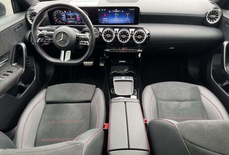 Mercedes CLASSE A BERLINE 180 D 116 CV AMG LINE 8G-DCT + TOIT OUVRANT 