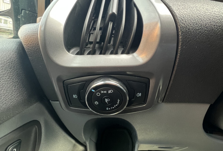 Ford TRANSIT CUSTOM FG 2.2TDCi100 / L2 H1 TREND