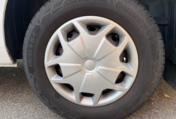 Ford TRANSIT CUSTOM FG 2.2TDCi100 / L2 H1 TREND