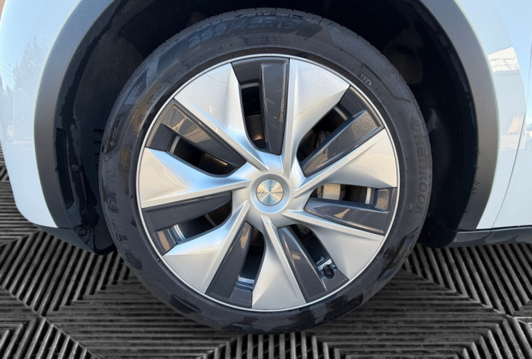 Tesla Model Y STANDARD RANGE / 299 CH / SOH 92.1%
