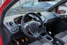 Ford Fiesta ST 1.6 EcoBoost 182 / Distribution Neuve / Sony / Recaro / Radars AR 