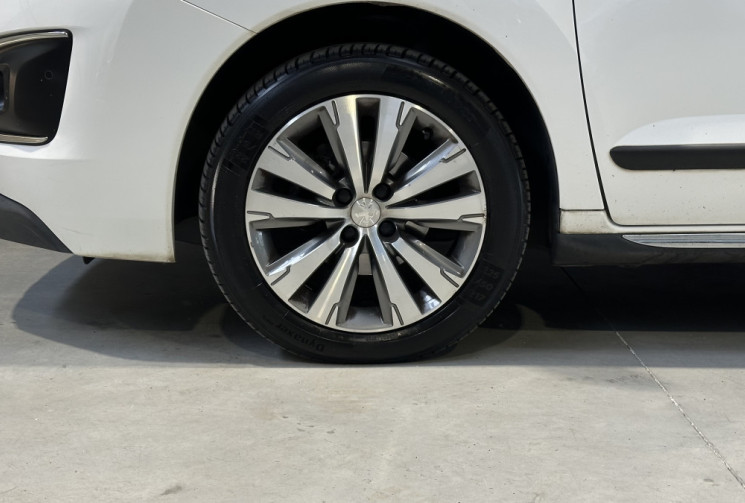 Peugeot 3008 1.6 BlueHDi 120ch Allure S&S EAT6