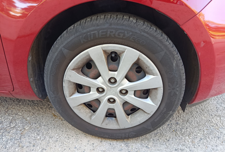 Kia RIO 1.2L 85 CH - Clim - Entretien à jour - Faible kilométrage