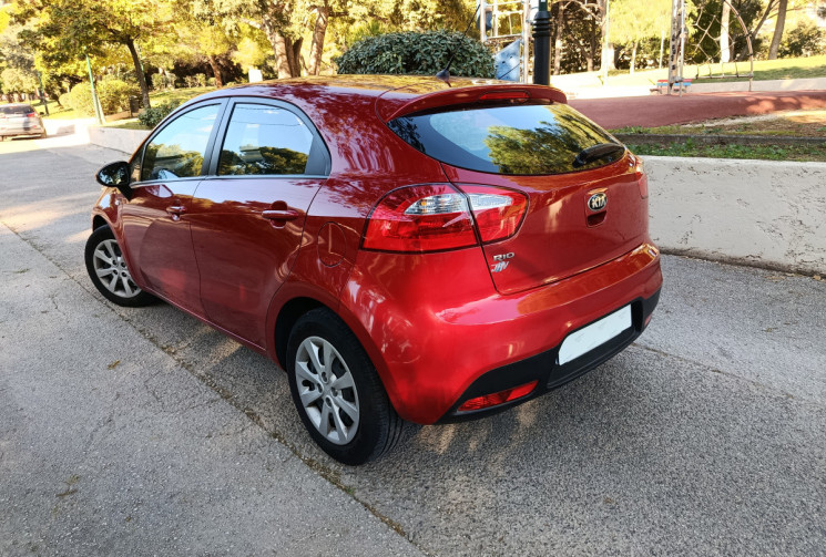 Kia RIO 1.2L 85 CH - Clim - Entretien à jour - Faible kilométrage