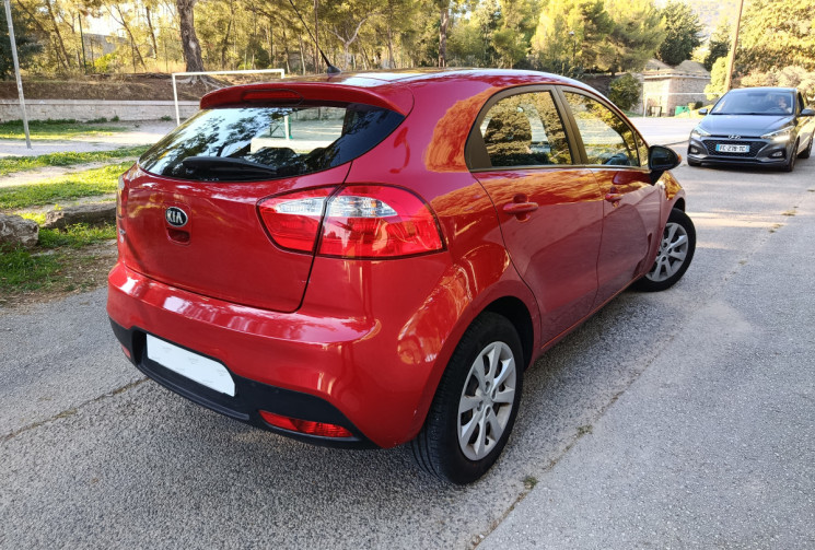 Kia RIO 1.2L 85 CH - Clim - Entretien à jour - Faible kilométrage