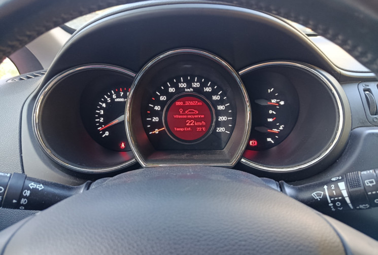Kia RIO 1.2L 85 CH - Clim - Entretien à jour - Faible kilométrage
