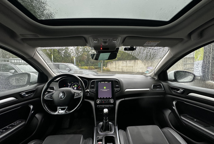 Renault Megane Estate 1.3 Tce 140ch Business Intens Attelage / Toit ouvrant / Entretien Renault