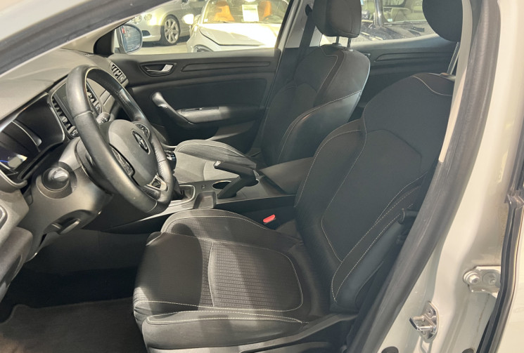 Renault Megane 1.3 TCE 115 CH ZEN BVM6