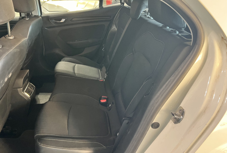 Renault Megane 1.3 TCE 115 CH ZEN BVM6