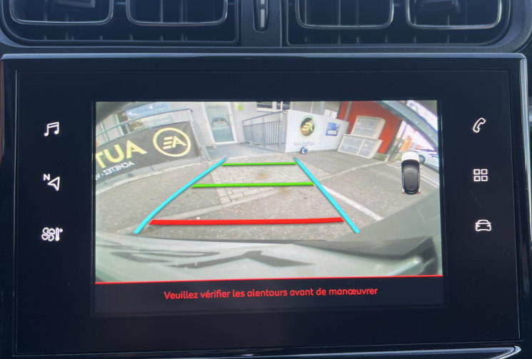 Citroën C3 1.2 VTi SHINE / Courroie de distribution changée 10/2025