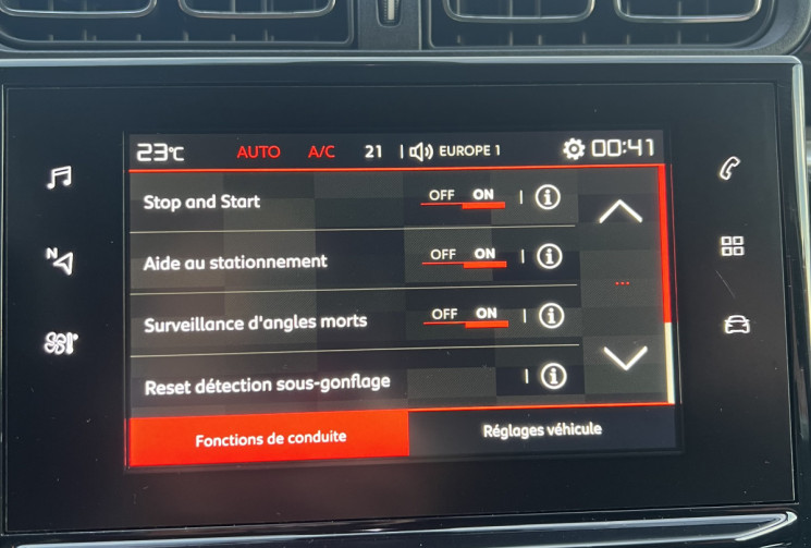 Citroën C3 1.2 VTi SHINE / Courroie de distribution changée 10/2025