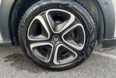 Citroën C3 1.2 VTi SHINE / Courroie de distribution changée 10/2025