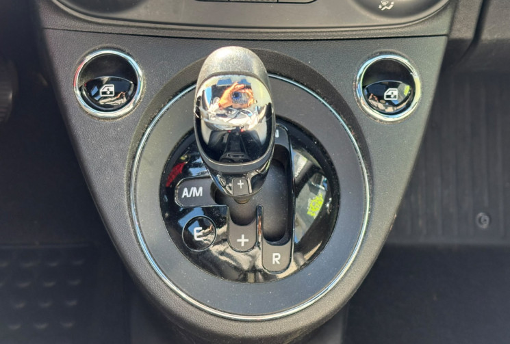 FIAT 500 1.2 69 CV CLUB DUALOGIC BOITE AUTOMATIQUE / INTERIEUR FULL CUIR / APPLE CAR PLAY / GARANTIE
