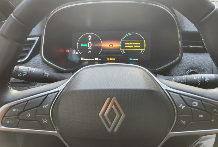 Renault CLIO V techno E-TECH 1.6 i 145 Hybrid Origine France 2eme main 