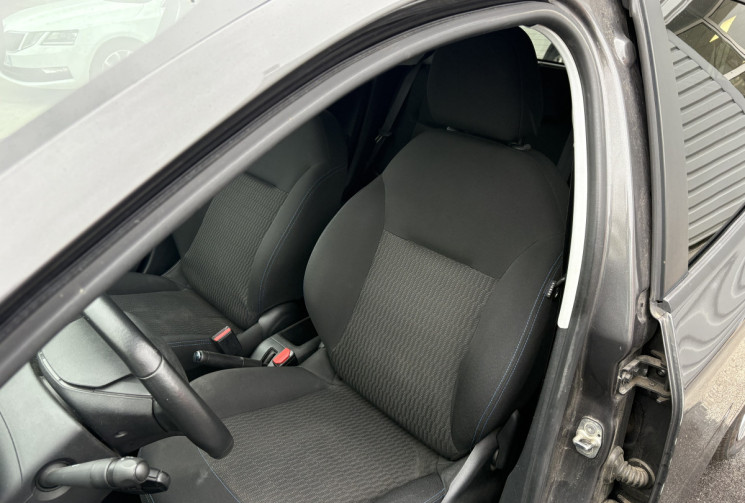Peugeot 208 1.2  VTI 82 cv style